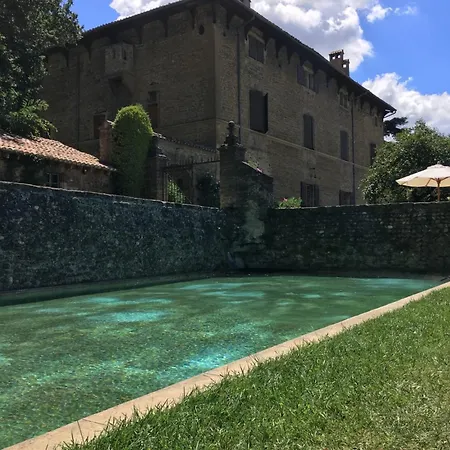 #gn The Fontlozier Castle #gn Tatil Evi Valence (Drome)